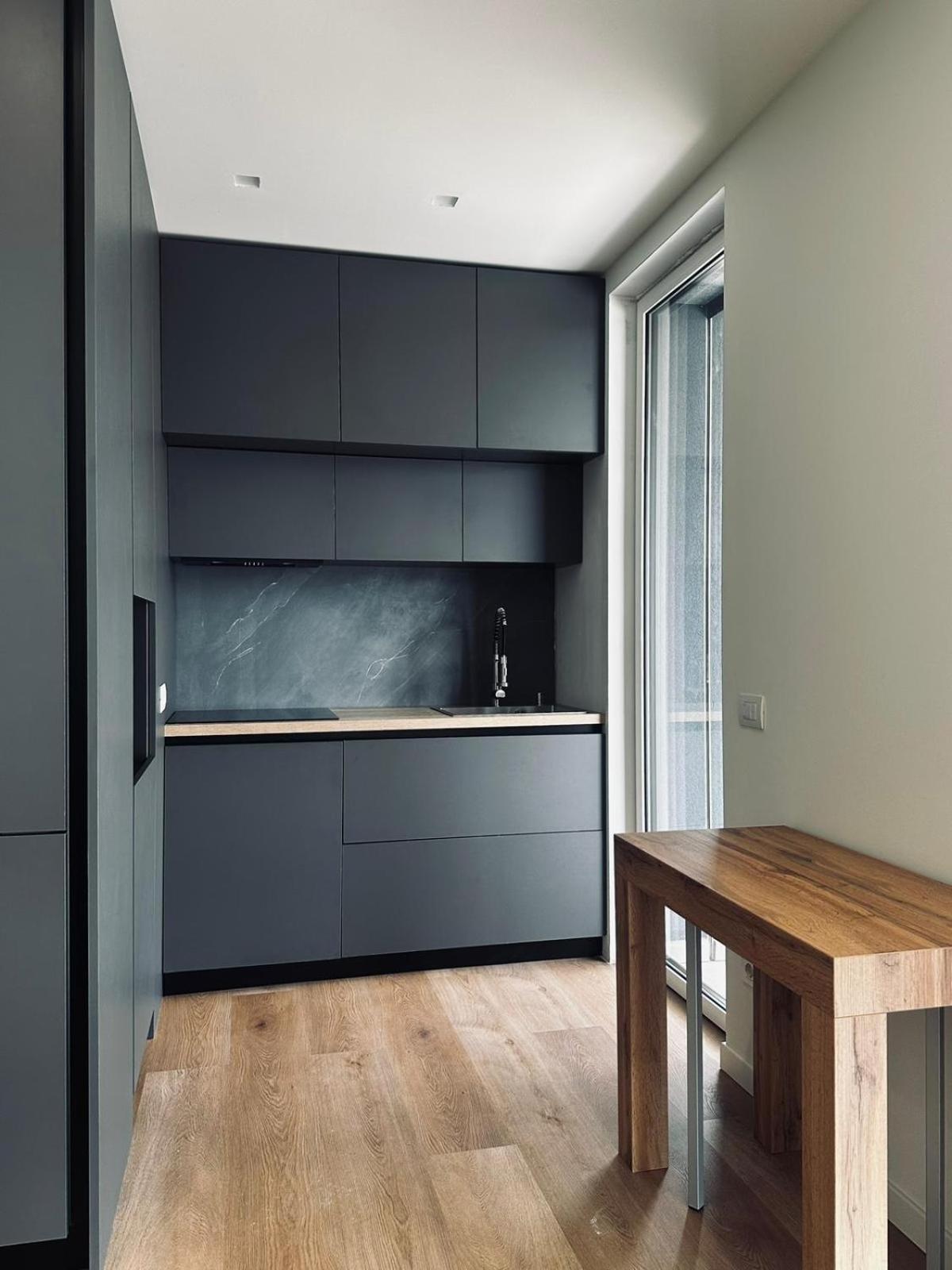 Apartment Ad *